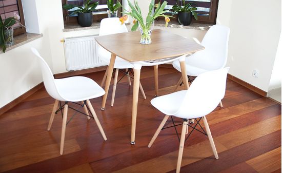 NOWOCZESNY ZESTAW ST&Oacute;Ł + 4 KRZESŁA MEDIOLAN KWADRATOWY BUKOWY