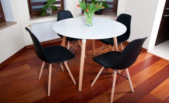 NOWOCZESNY ZESTAW ST&Oacute;Ł OKRĄGŁY FI 100 BIAŁY + 4 KRZESŁA CZARNE